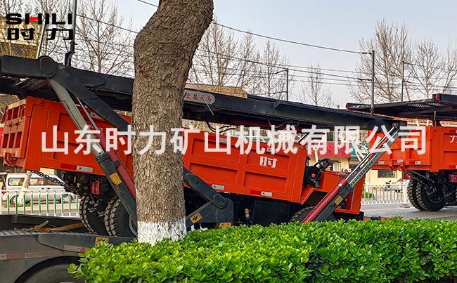 內(nèi)蒙古四不像車(chē)裝車(chē)